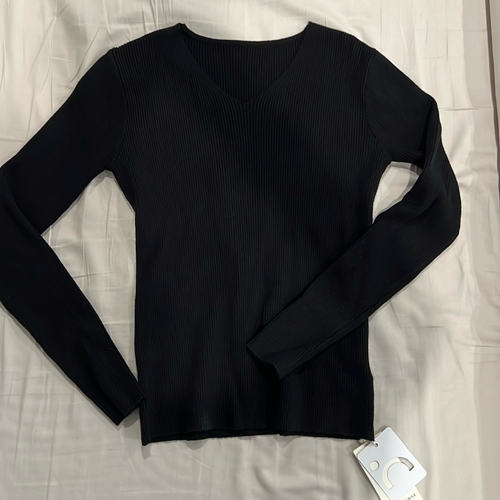 Commense Black Sweater